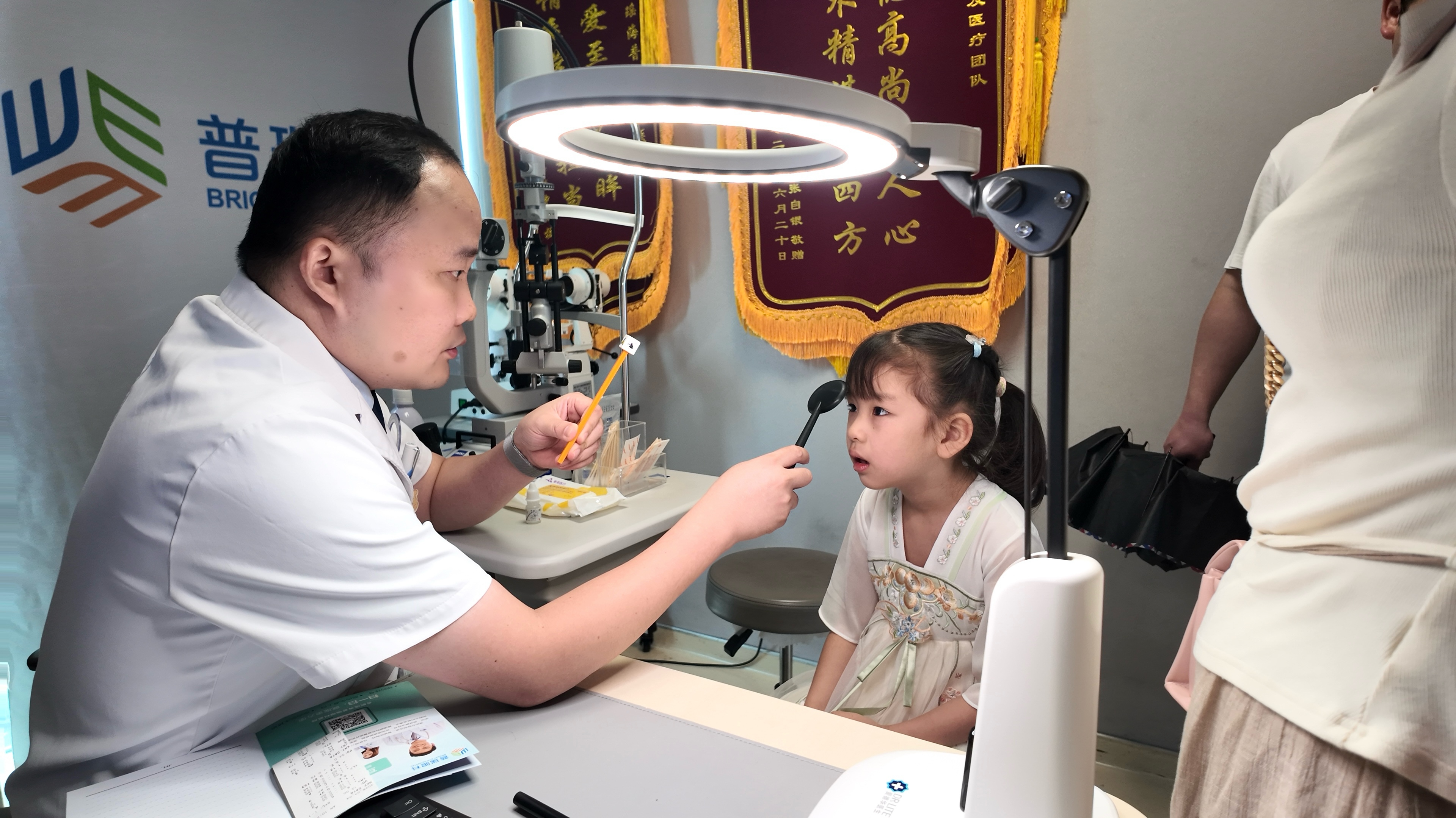 合肥瑶海普瑞视光科普｜胡盼主任：散光是怎么回事？家长关心的几个核心问题