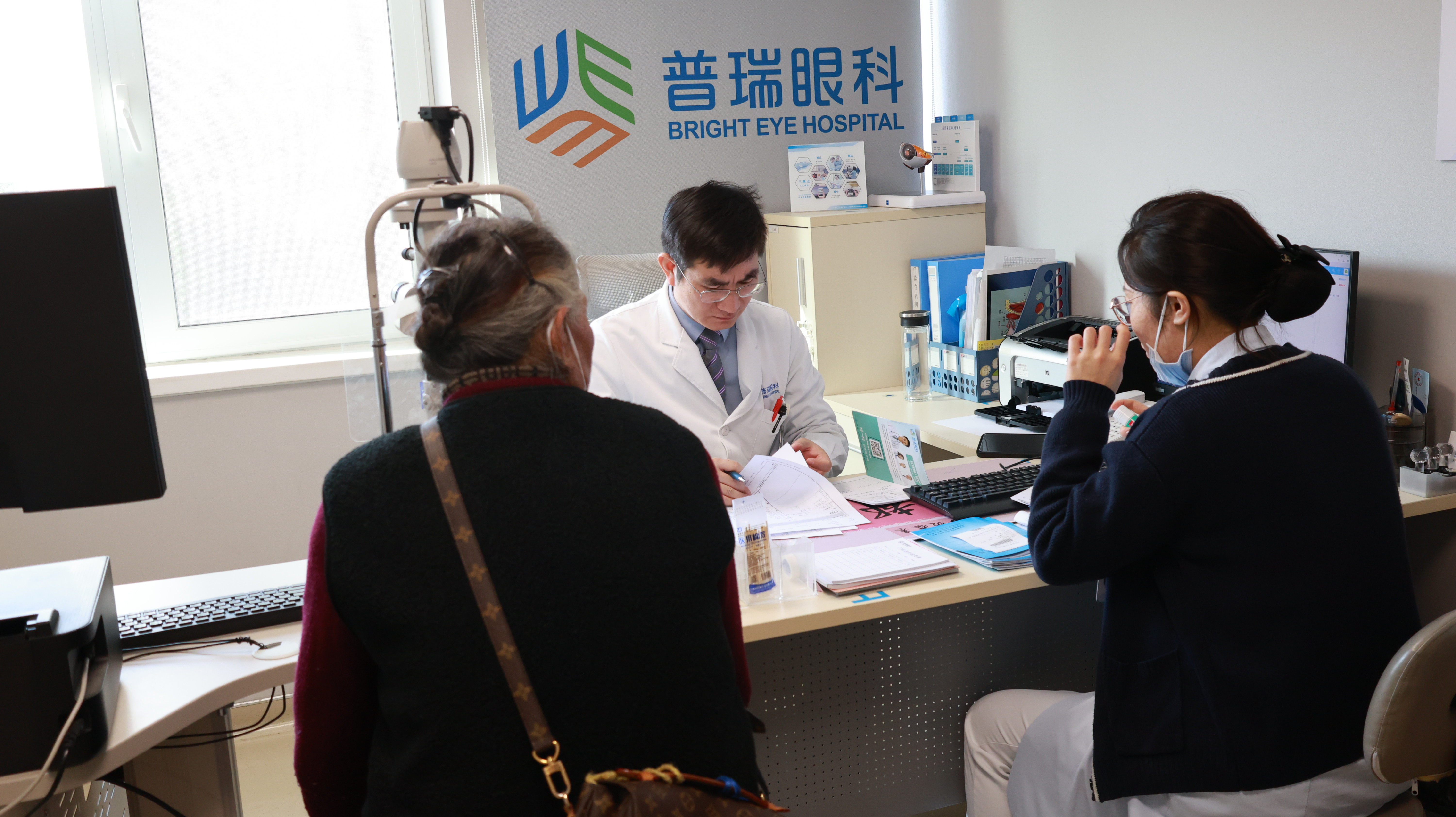 干眼人群要不要补维生素E？脂溶性抗氧化与眼表上皮