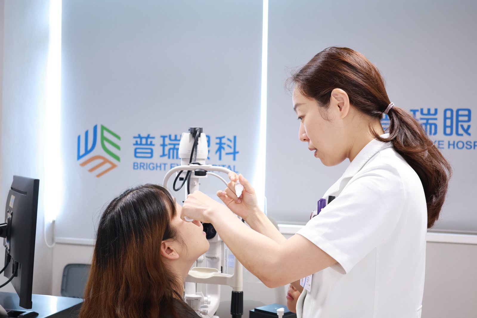 张婉君院长聊近视手术：戴镜多年想换框架，该换眼镜还是该查眼？医生建议先查眼